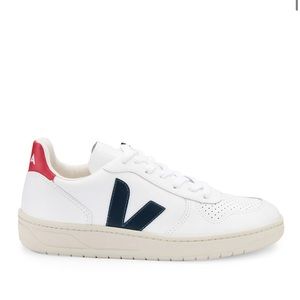Pre-loved, Veja Women's V-10 Leather Low-Top Sneakers size US 5 EUR 36.